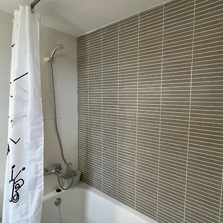 Con Patio Privado, Piscina Comunitaria Y Aire Acondicionado - Es-9-170 Сasa de vacaciones