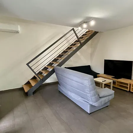 Сasa de vacaciones Con Patio Privado, Piscina Comunitaria Y Aire Acondicionado - Es-9-170 *